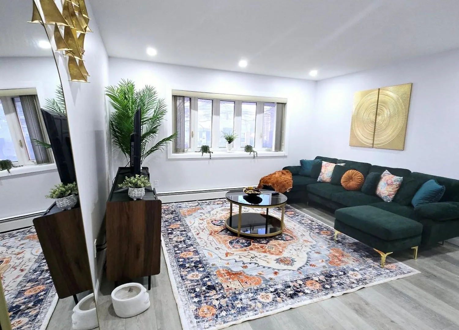 Ally'S Home Away New York United States