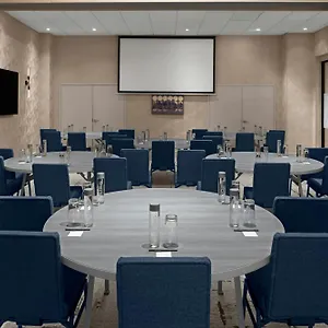 Courtyard By Marriott World Trade Center Area מלון